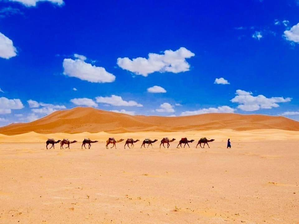 Pueblo Touareg - Private Tents Merzouga Esterno foto